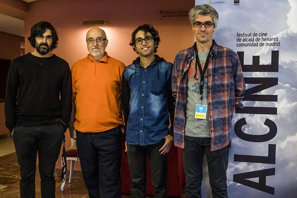 Santos Díaz (izquierda) compitió en el Certamen Nacional de Cortos con 'A liña política'.